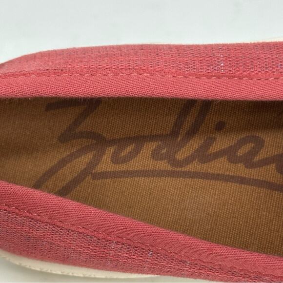 Zodiac Ciara Red Textured Slip On Sneakers - Picture 7 of 10